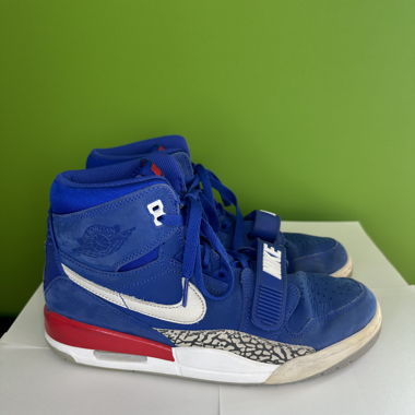 Air Jordan Legacy 312 Pistons 