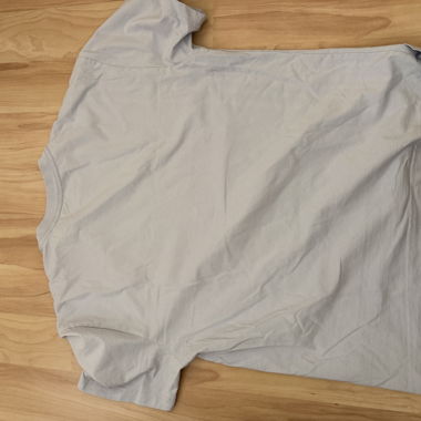 T-shirt violet