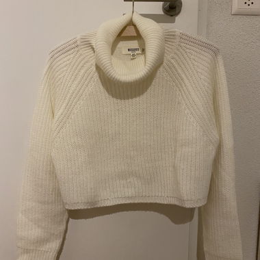 Weisser cropped Strickpullover