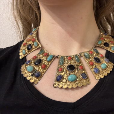 Vintage Halskette mit Edelsteinen