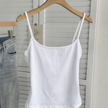Weisses Trägershirt mit schmalen Trägern