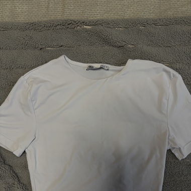 WHITE CROP TOP   