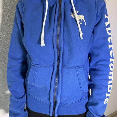 Blauer Abercrombie & Fitch Zip Hoodie