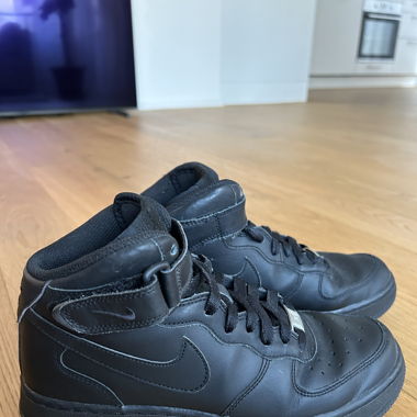 NIKE AIR FORCE 1 MID, Grösse 38.5