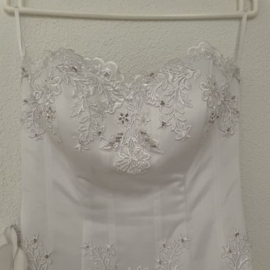 Hochzeitskleid ohne Reif