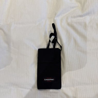 Sacoche bandoulière, portefeuille Eastpak