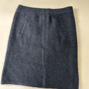 Humanoid wool skirt