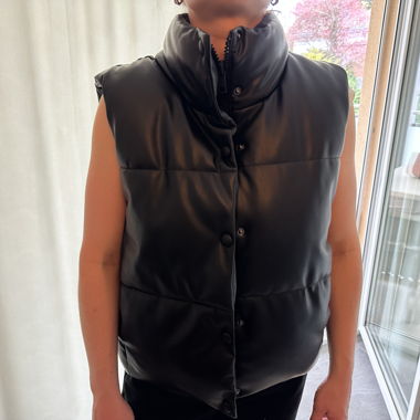 Zara Black Quilted Gilet