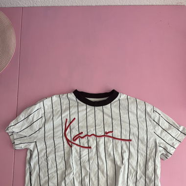 Cute Karl Kani crop top🍒