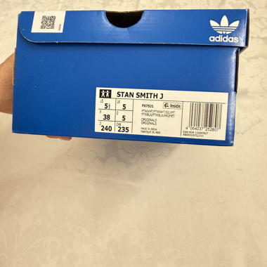 Weisse Adidas Stan Smith J Sneaker