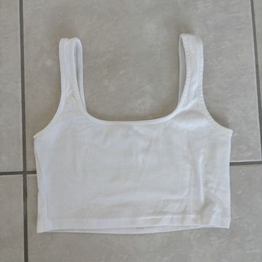 Top corto a coste bianco