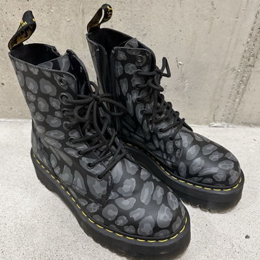 Dr. Martens Jadon Boots