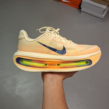 Nike Vomero Prenium running shoes