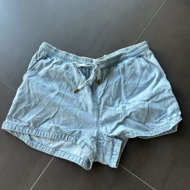 Hellblaue H&M Damen Shorts Grösse S
