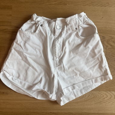 White High-Waist Shorts