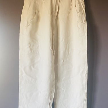 Weisse High-Waist-Hose