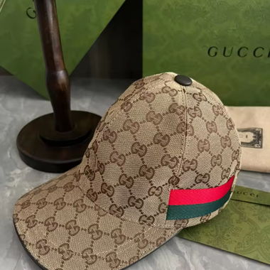 Gucci GG Canavas Baseball Cap