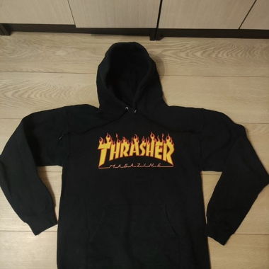 Felpa con cappuccio nera Thrasher