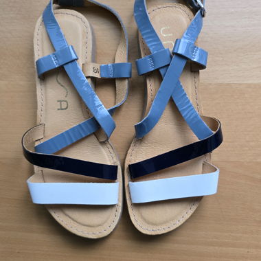 UNISA Girls Leather Sandals - 35 -