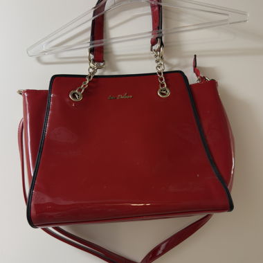 Sac à main verni rouge