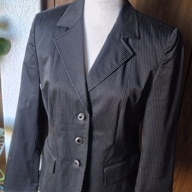 Y2K Business blazer with pinstripes