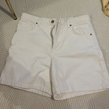 Zara White Shorts