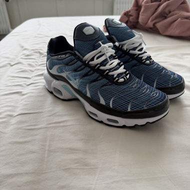 Nike TN Obsidian