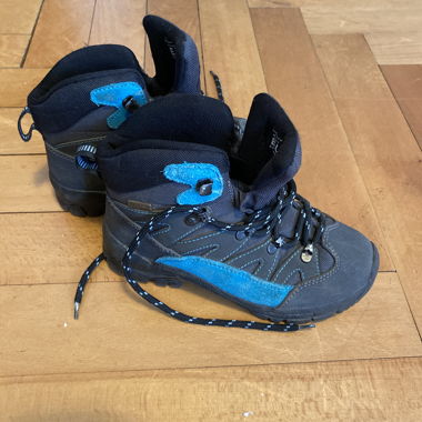 Children's mountain shoes