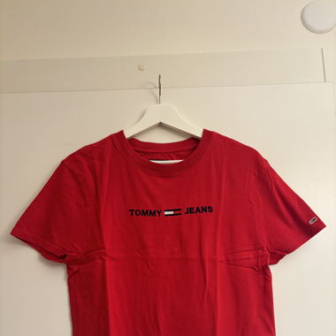 Tommy hilfiger tshirt