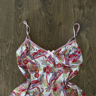 vintage top flowers 