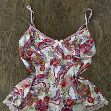 vintage top flowers 