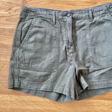 Next green shorts