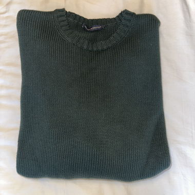 Brandy Melville pullover