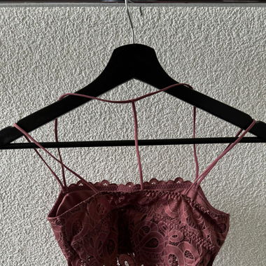 2x Crop Tops