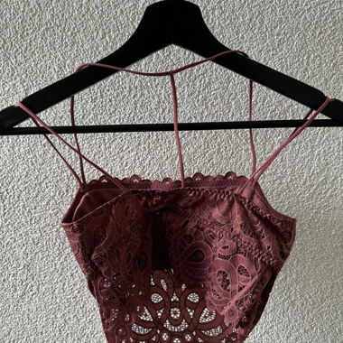 2x Crop Tops