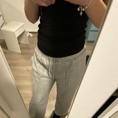 Graue Jogginghose 
