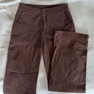 brown pants