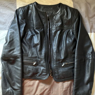 Veste en cuir noire Nulu 