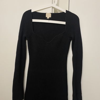 Schwarzes geripptes Strickkleid – H&M – Grösse S
