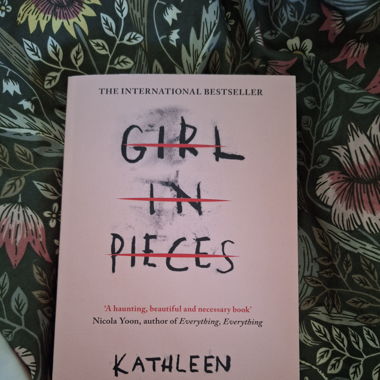 girl in pieces - Kathleen Glasgow