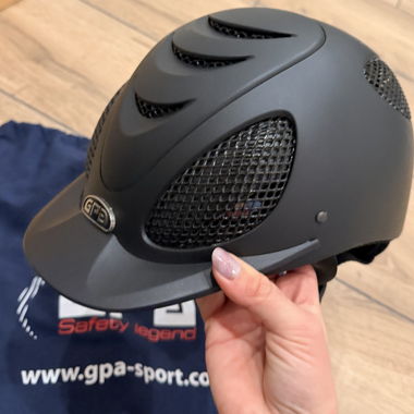 Casque d'équitation GPA taille 54