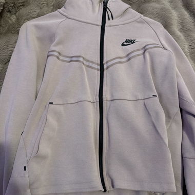 Nike tech 