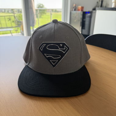 Casquette Superman grise