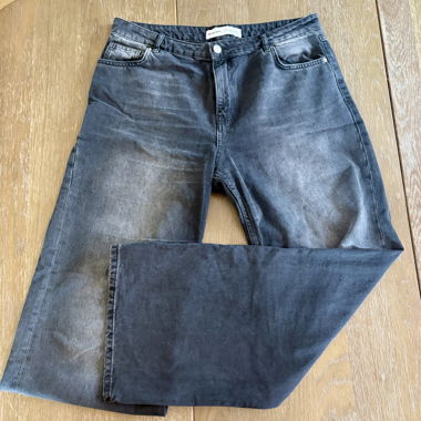 Bershka Jeans Size 42