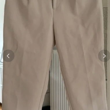 Pantaloni in tessuto beige Zara con cintura, taglia M