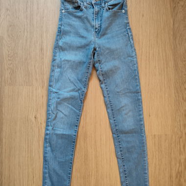 Levis Skinny Jeans