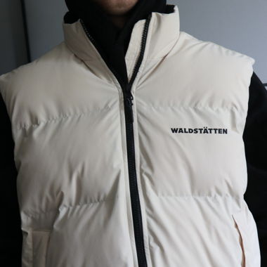 Waldstätten Weste