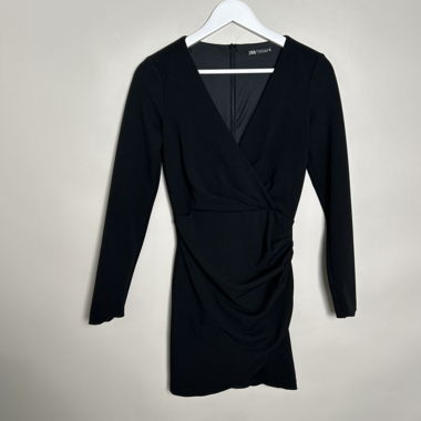 Zara schwarze Wickelkleid