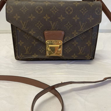 Louis Vuitton Monogram Schultertasche