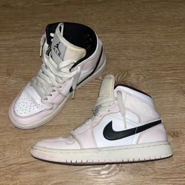 Air Jordan 1 mid barely rose, Grösse 35.5